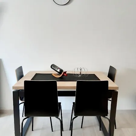 Milmari L42 公寓 *